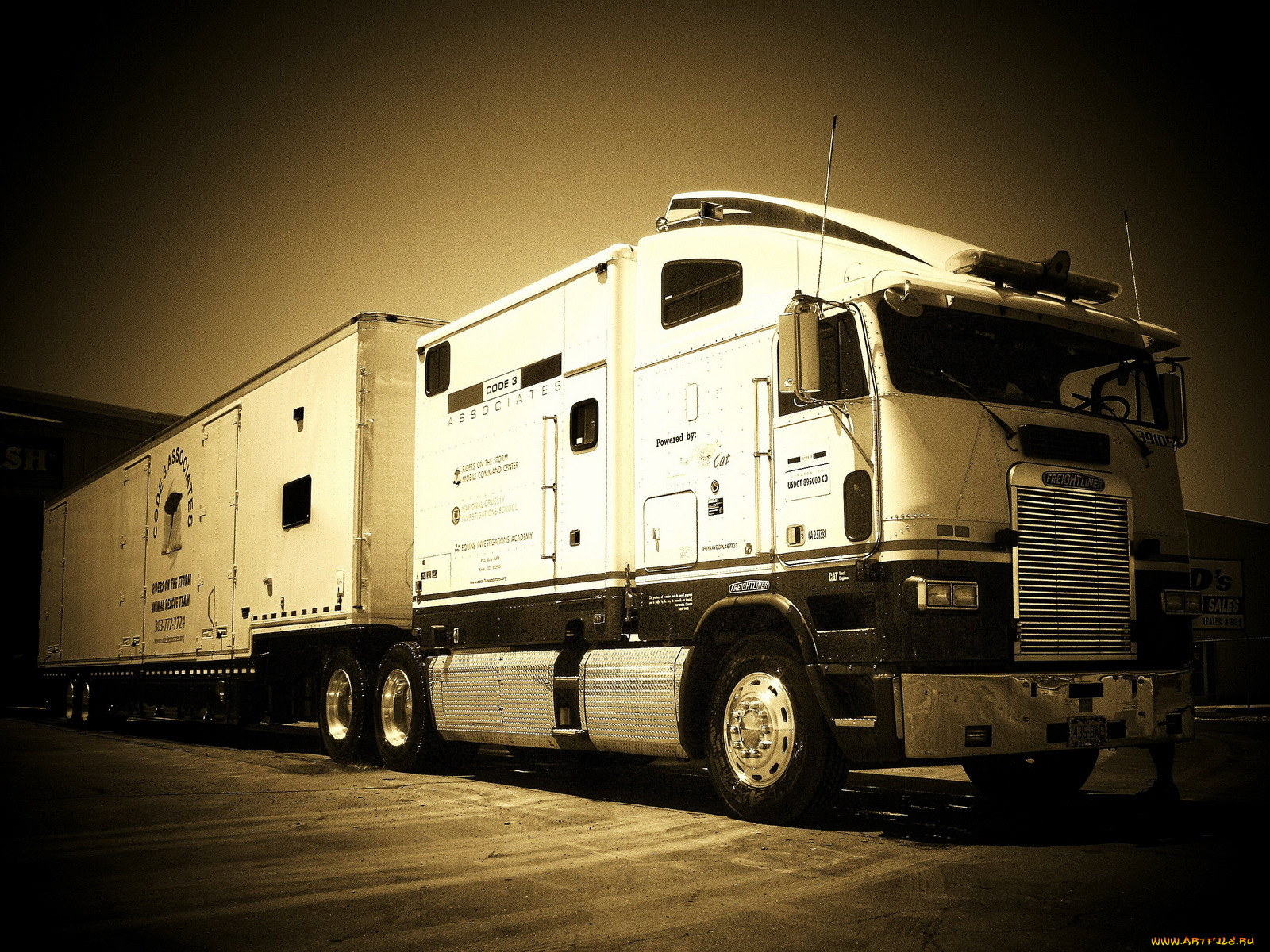 , freightliner
